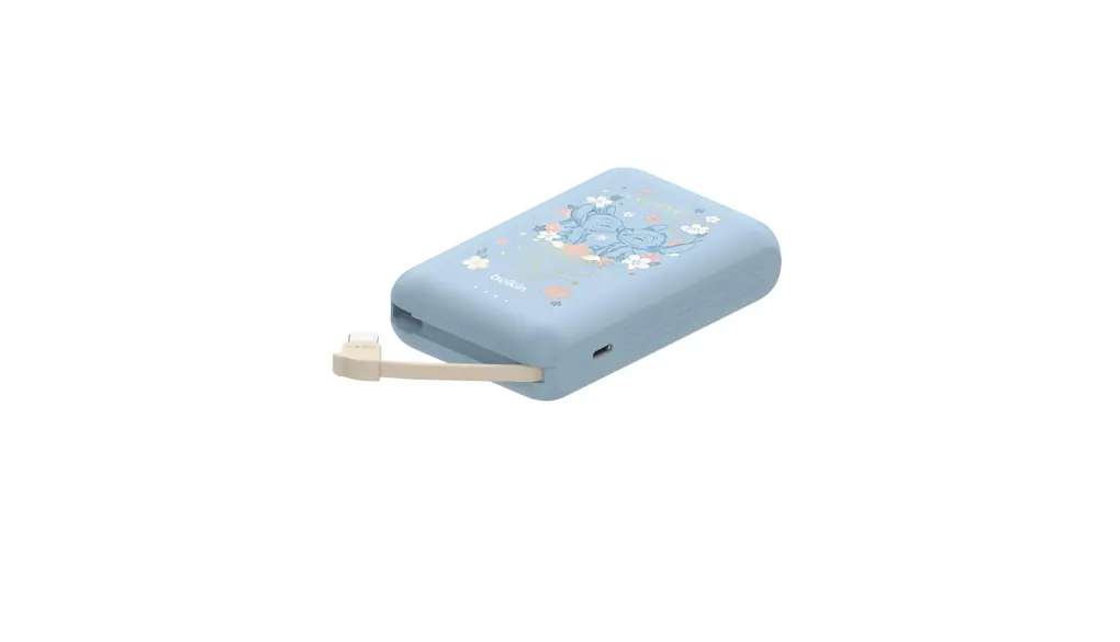 【ディズニースティッチ】Belkin モバイルバッテリー(10000mAh 20W USB-Cケーブル内蔵) 3C対応 最大20W PD高速充電対応 PPS対応 iPhone&Androidスマホ対応 2台同時充電 PSE技術基準適合 軽量&コンパクト 機内持ち込み可能 アウトドア/災害/緊急用の便利グッズ メーカー保証2年 BPB021qcLS-DY