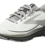 【Brooks トレース 3】軽量255g×高反発ソール｜毎日走りたくなるランニングシューズ BRM 4123