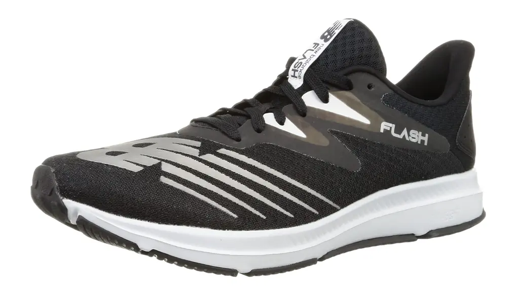 [ニューバランス] ランニングシューズ DynaSoft Flash v6 メンズ