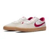 【NIKE SB HERITAGE VULC】ガムソールが魅せるクラシック×モダン｜CD5010-100