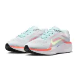 【走り出したくなる一足】NIKE ウィンフロー 11 FJ9509-402｜軽快な走りと鮮やかデザインを両立