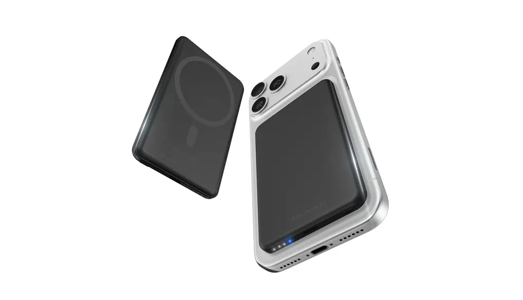【業界初のチタン素材・MagSafe対応】モバイルバッテリー 軽量 小型 マグセーフ対応 5000mAh ワイヤレス マグネット式 18W急速充電 Type-C対応 FCC/PSE認証済み iPhone17/16/15/14シリーズなど対応 機内持ち込み可 MagS-1 ULiXWH(クールブラック)