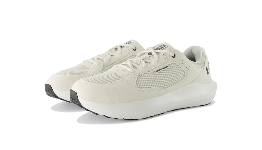 Under Armour メンズ Charged Versurge スニーカー