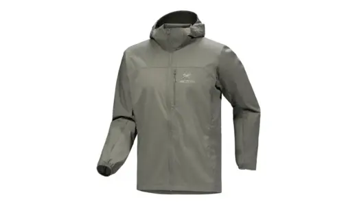 【風を操る軽量シェル】ARC’TERYX Squamish Hoody Men’s｜140gの自由をまとう、究極のウィンドフーディ