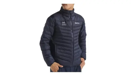 【軽くて暖かい、街でも映える冬アウター】デサント ムーブスポーツ SMART MOVE ダウンスタンドジャケット｜機能美と快適性の究極バランス