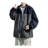 【軽くてタフな万能アウター】D.IIZOO マウンテンパーカー｜3シーズン活躍する大人の定番