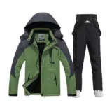 【真冬のゲレンデを制す】Generic メンズスキースーツ上下セット｜防風・防水・保温すべてを備えた冬の最強ウェア
