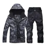 【極寒でも動け！】Generic メンズ迷彩スキースーツセット｜防風・防水・保温を極めた冬の最強ギア