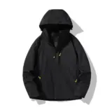 【軽くて頼れる万能アウター】Hyjkl マウンテンパーカー｜防風・防水・通気性を兼ね備えた秋冬の最強パートナー
