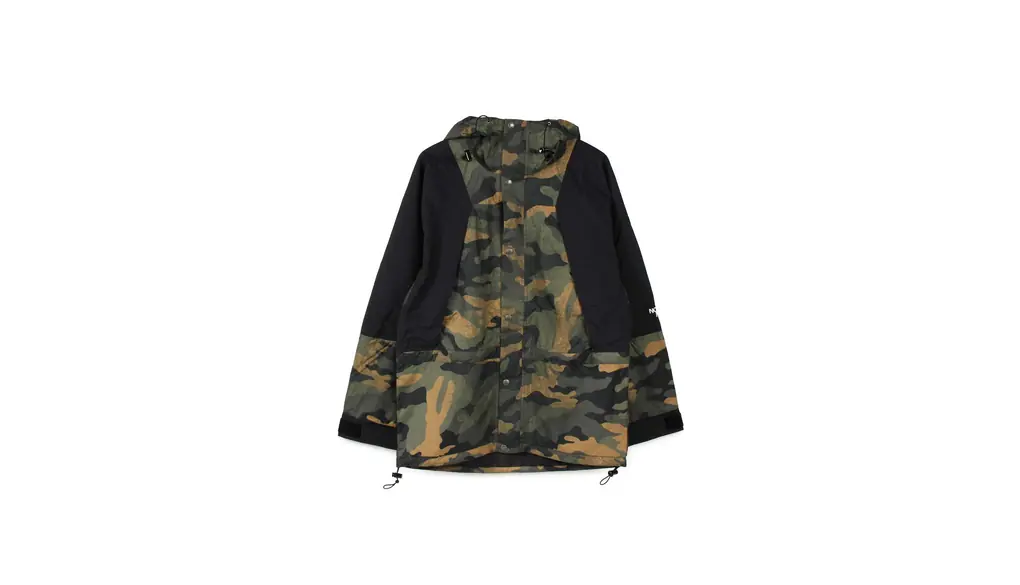 ノースフェイス THE NORTH FACE 1994 SEASONAL RETRO MOUNTAIN LIGHT JACKET ジャケット マウンテンジャケット 迷彩柄 グリーン NF0A3XEE [並行輸入品]