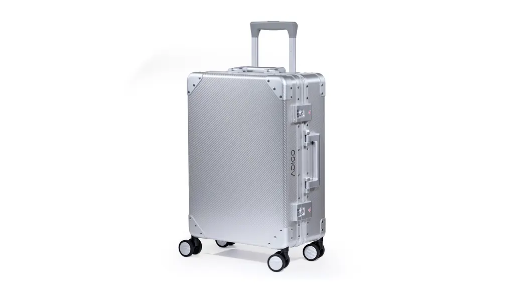 [ADIGO] スーツケース アルミ 日本製 機内持ち込み カーボンファイバー柄 静音キャスター TSAロック 保護カバー 耐衝撃 旅行 出張 修学用 キャリーケース アルミ合金 軽量 (カーボン柄（シルバー S）)