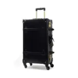 【Griffinland CHOCOLAT L】レトロな黒が旅を彩る｜おしゃれで軽い“大人のトランク”を持っていこう