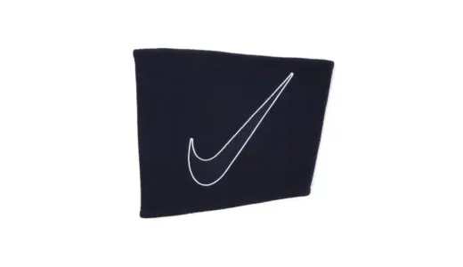 【冬スポーツの必需品】NIKE フリース ネックウォーマー｜軽くて暖かい、動きを邪魔しない防寒ギア