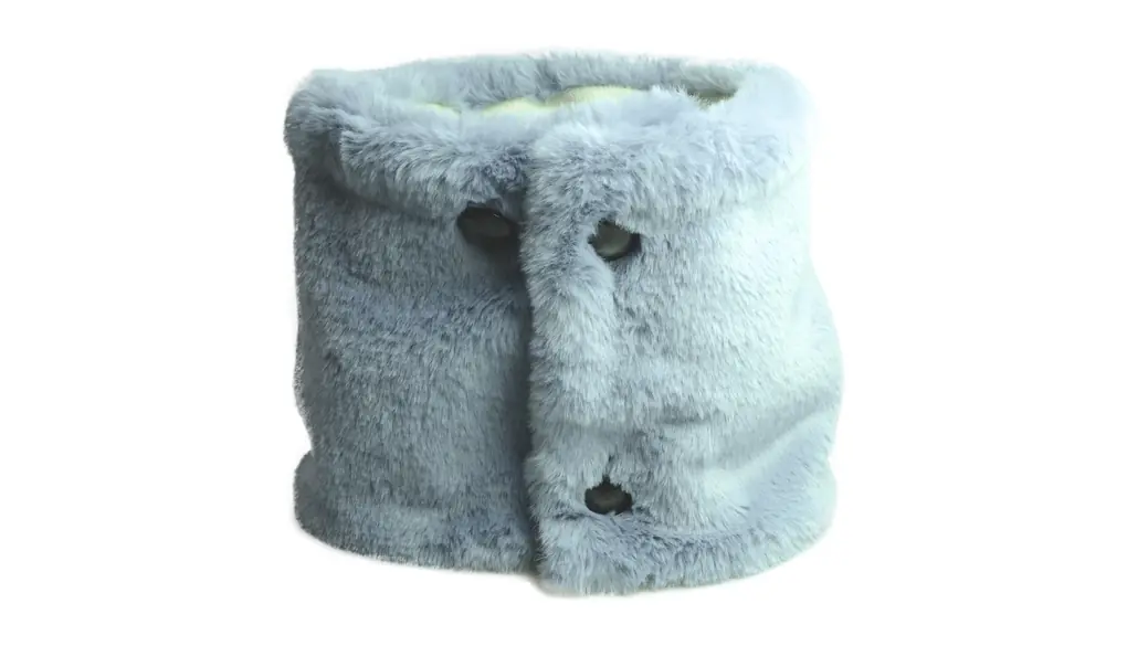 [ノーボーダー] ネックウォーマー ラビットボア [日本製]