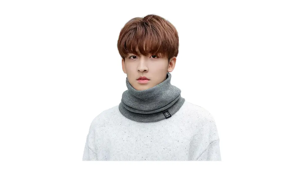 [Trnvco] ニット ネックウォーマー レディース 冬 厚手 ふわふわ裏起毛 防寒保温 ネックガード ニットスヌード 首巻き 無地 シンプル おしゃれ 柔らかい肌触り 裏ボア ストレッチ性 小顔効果 通勤・通学・アウトドア・自転車・バイク・スキー・スノボー 男女兼用 (ダークグレー)