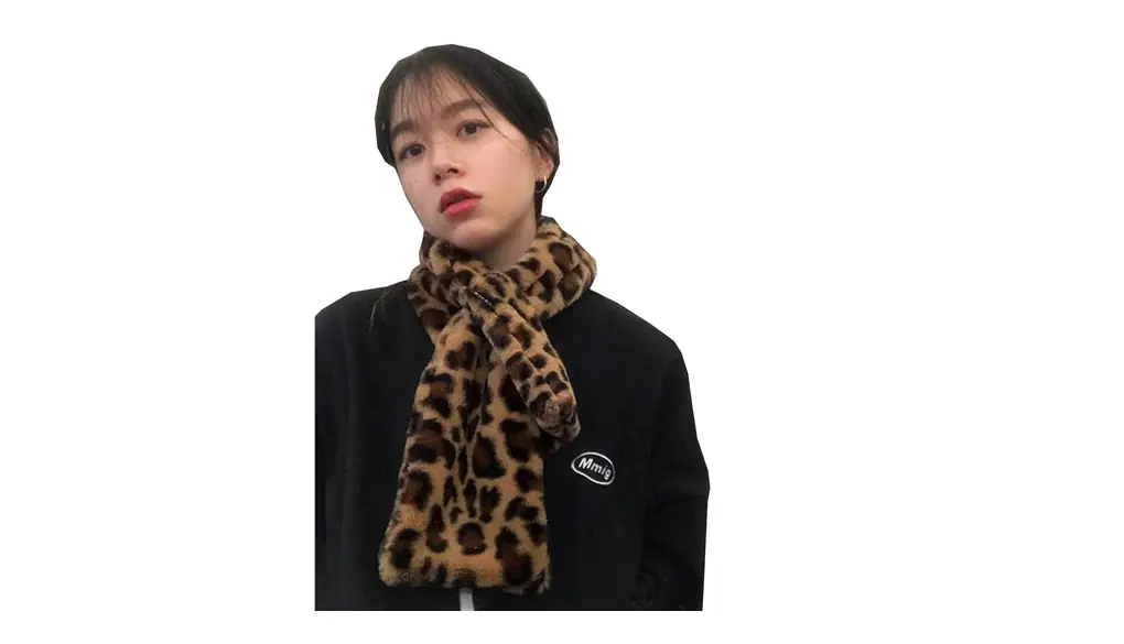 [YuYo] レディース ヒョウ柄 ファー マフラー ファーティペット ネックウォーマー スヌード フェイクファー レオパード柄 ふわふわ 襟巻き 秋冬 厚手 防寒 ふんわり かわいい ファッション 韓国風 原宿系 学生 大人 出勤